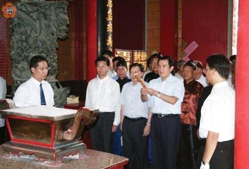 金門迎城隍346年！馬英九曾拜過！浯島城隍廟主委楊耀芸一句話隔海祝福馬英九健康感動萬人。（圖／翻攝自金門日報 蔡家蓁攝影）