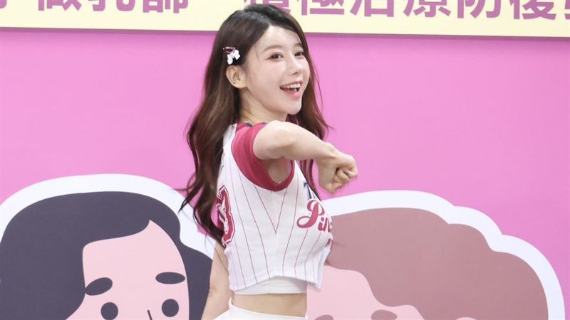李雅英椅子舞挨轟庸俗 經紀人不忍發聲了