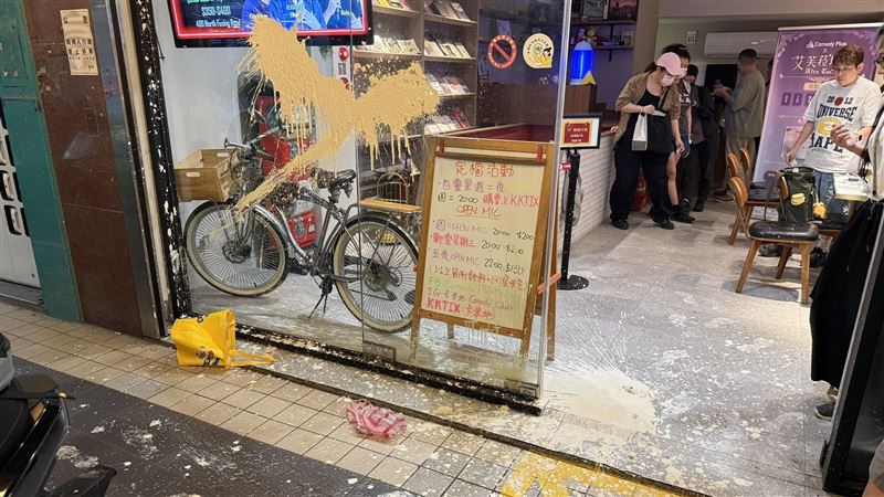卡米地俱樂部遭潑糞 疑中共「跨境鎮壓」