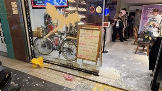卡米地俱樂部遭潑糞　疑中共「跨境鎮壓」