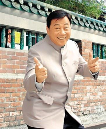 現年82歲的夏雨(圖)自1960年代踏入演藝圈,演出過無數電視劇與電影作品,曾憑藉《溏心風暴之家好月圓》奪下TVB視帝。(圖/翻攝自網路)