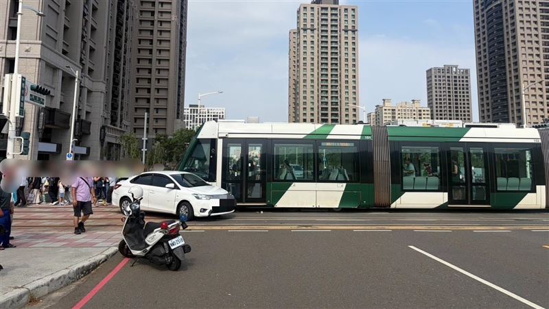 闖紅燈撞高雄輕軌遭法辦 捷運公司擬求償