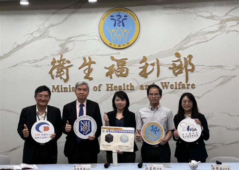 國衛院今（1）日公布最新研究發現，細胞外囊泡並非萬靈丹，療效關鍵在於「裝了什麼」、「送到哪裡」。（圖／國衛院提供）