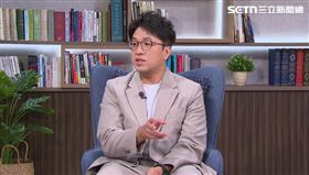 關於政治人物的掃街，沈伯洋分享心得。(圖／《話時代人物》)
