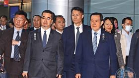 馬英九卸任總統後多次率團訪問中國，由蕭旭岑、王光慈居間穿梭安排。