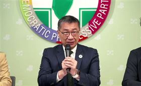 徐國勇出席「2026國務青旗艦營_你的民主You need 民主」宣傳記者會（圖／翻攝畫面）