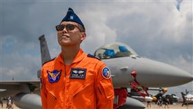 F-16飛官辛柏毅墜海失聯。（圖／翻攝自IDF 經國號 臉書）