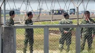 勸退飛官兒F-16夢改飛T-34　母淚：我錯了