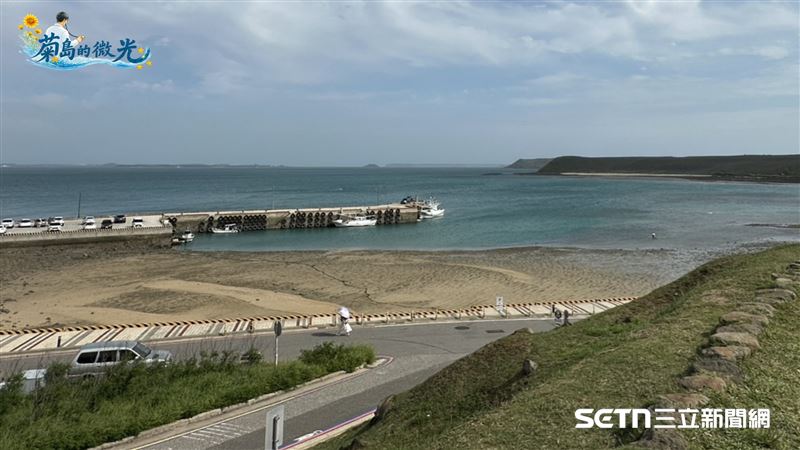 同樣繳一樣的稅，黃健忠有點感慨地說，澎湖很可惜就是沒有捷運、台鐵和高速公路等，生活品質上和台灣本島多少有差異，但他也強調，這不代表澎湖人不幸福。黃健忠表示，澎湖的發展其實也持續在進步，包括醫療的部分。（圖／記者張雅筑攝）