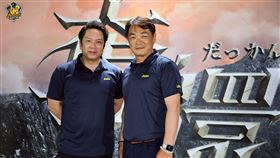 中信兄弟周思齊（左）接任農場主管、彭政閔接任領隊（右）。（圖／中信兄弟提供） 