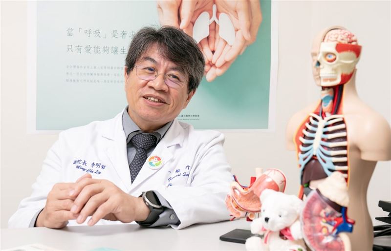 李明哲指出，台灣每年約有450名患者接受肝臟移植手術。（圖／翻攝自雙和醫院官網）