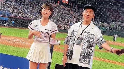 張立東狂集「女神圖鑑」她勝林襄穩坐前排