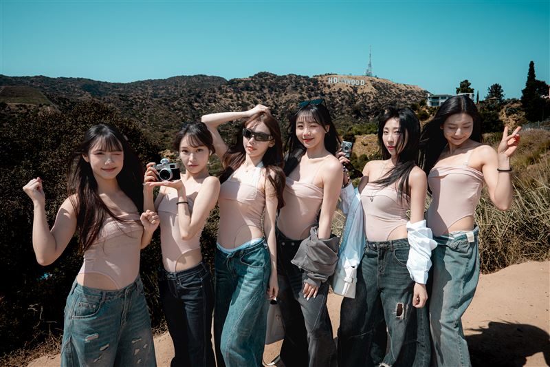 小雲（左起）、Ann、一暄、飛飛、璇璇、睦那京到美國。（圖／洋基工程提供）