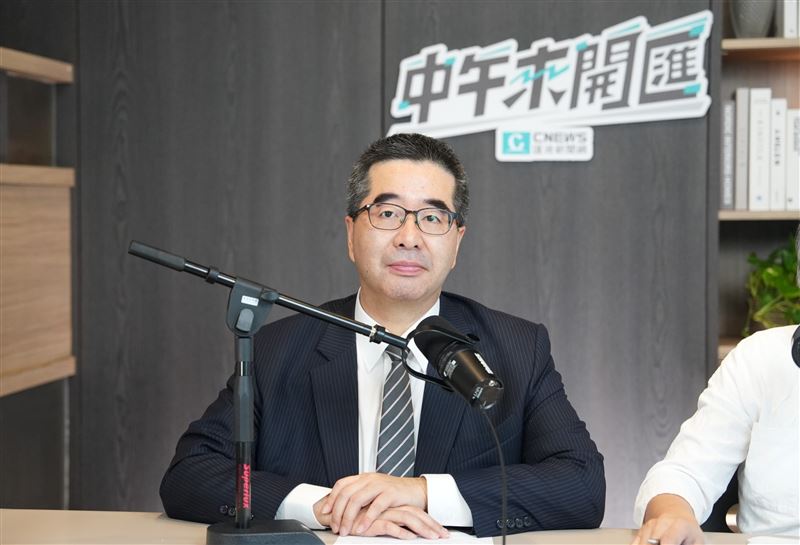 蕭旭岑接受主持人黃光芹政論live直播節目《中午來開匯》專訪。（圖／CNEWS匯流新聞網提供）
