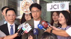 沈伯洋出席台北市國際青商會座談前受訪（圖／翻攝畫面）