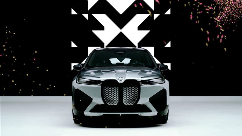 BMW彩色電子紙概念車。（圖／BMW提供）