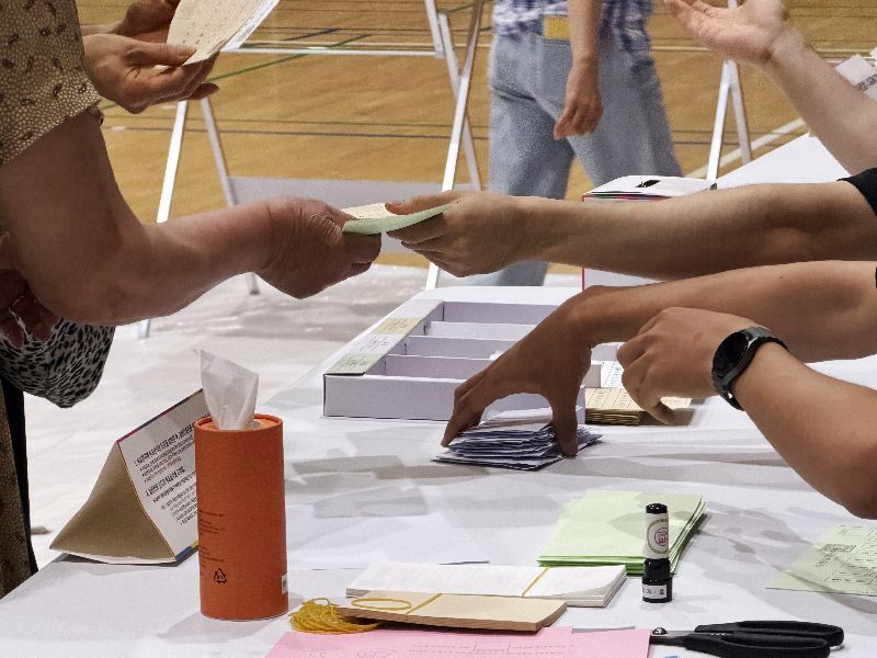 韓國執政黨將全面檢討公職選舉法等，盼建立人民能信賴的管理體系。（圖／中央社）
