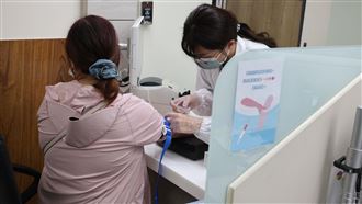 她狂腎結石！元凶藏脖子 女性罹病率高3倍