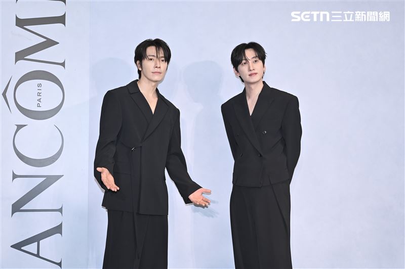 韓團SUPER JUNIOR-D&amp;E成員東海、銀赫在信義區出席美妝品牌活動。（圖／記者鄭孟晃攝影）