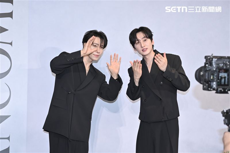 韓團SUPER JUNIOR-D&amp;E成員東海、銀赫許願再來到台北大巨蛋開唱。（圖／記者鄭孟晃攝影）