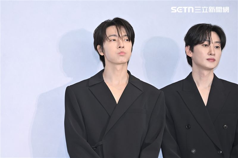 韓團SUPER JUNIOR-D&amp;E成員東海、銀赫許願再來到台北大巨蛋開唱。（圖／記者鄭孟晃攝影）