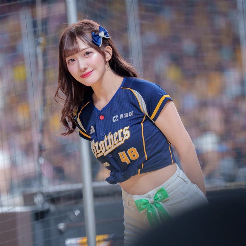 中信兄弟啦啦隊PS女孩成員冼迪琦擁有甜美外型與高人氣。（圖／翻攝自IG @diccc0213）