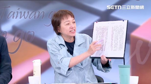 邱明玉爆料，勞基法修法的那一晚。（圖／前進新台灣）