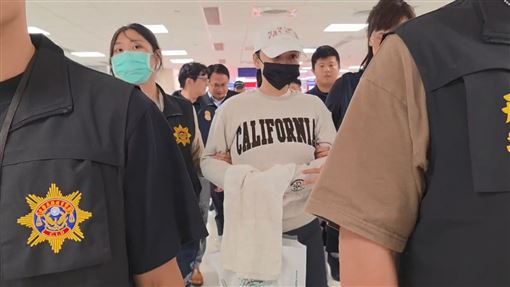 新／女神變通緝犯！劉喬安抵台畫面曝