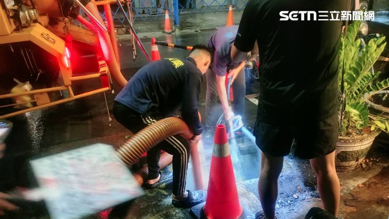 高雄市三民區、新興區昨晚（4日）無預警停電。（圖／翻攝畫面）
