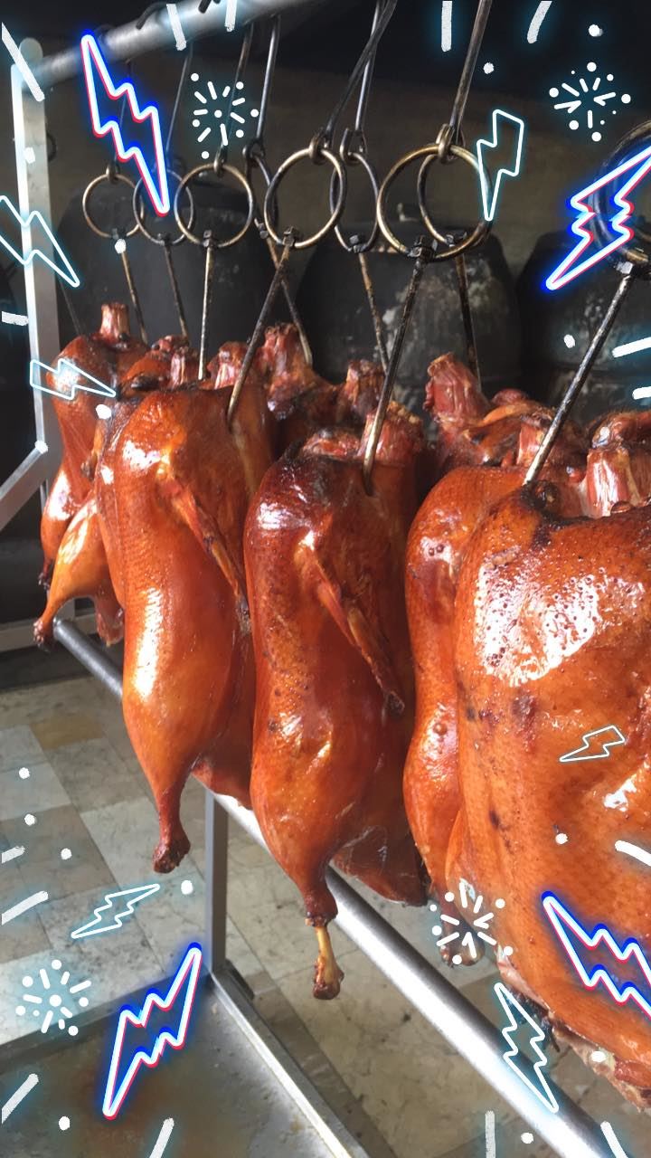 高雄名店仁武烤鴨無預警宣布暫停營業，原因曝光。（圖／翻攝仁武烤鴨臉書）