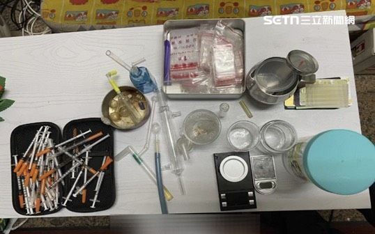 新北蘇姓通緝犯在租屋處自製依托咪酯煙油遭逮。（圖／翻攝畫面）