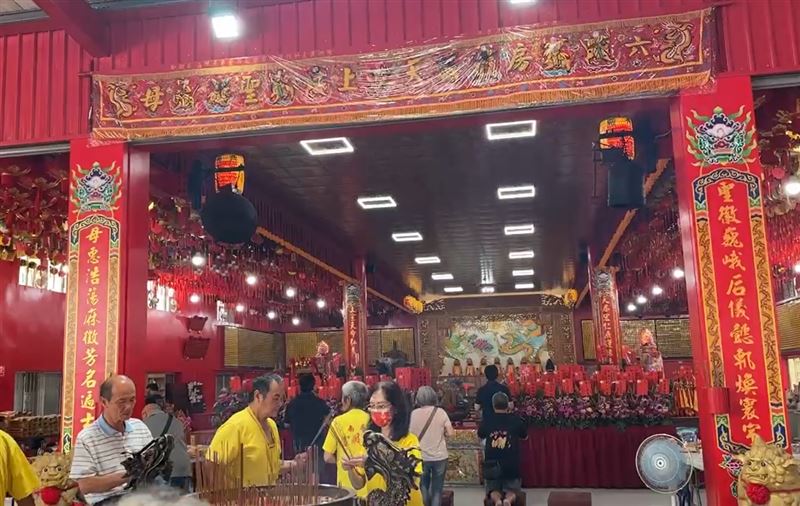 警方經網搜主動追查，發現涉案男子是任職台南市警局警備隊的周姓員警。（圖／翻攝畫面）