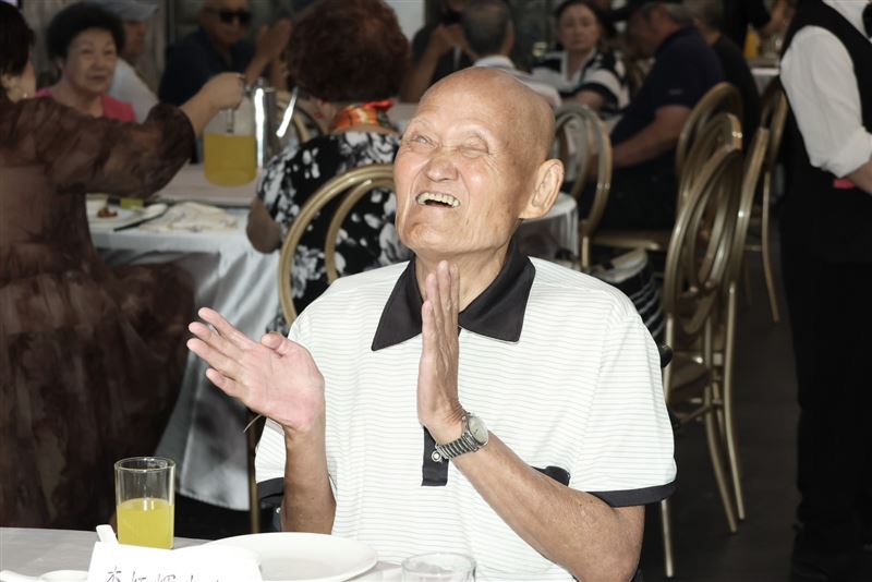 李炳輝談病況。（圖／記者田俊彥攝影）
