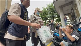 劉喬安被移送新北地檢。（圖／記者陳韋劭攝影）