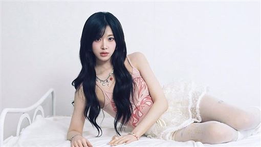 韓女團台灣成員暈倒　員工背著送醫畫面曝