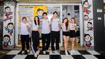 消失螢光幕2年　台八男星轉行當金牌教練