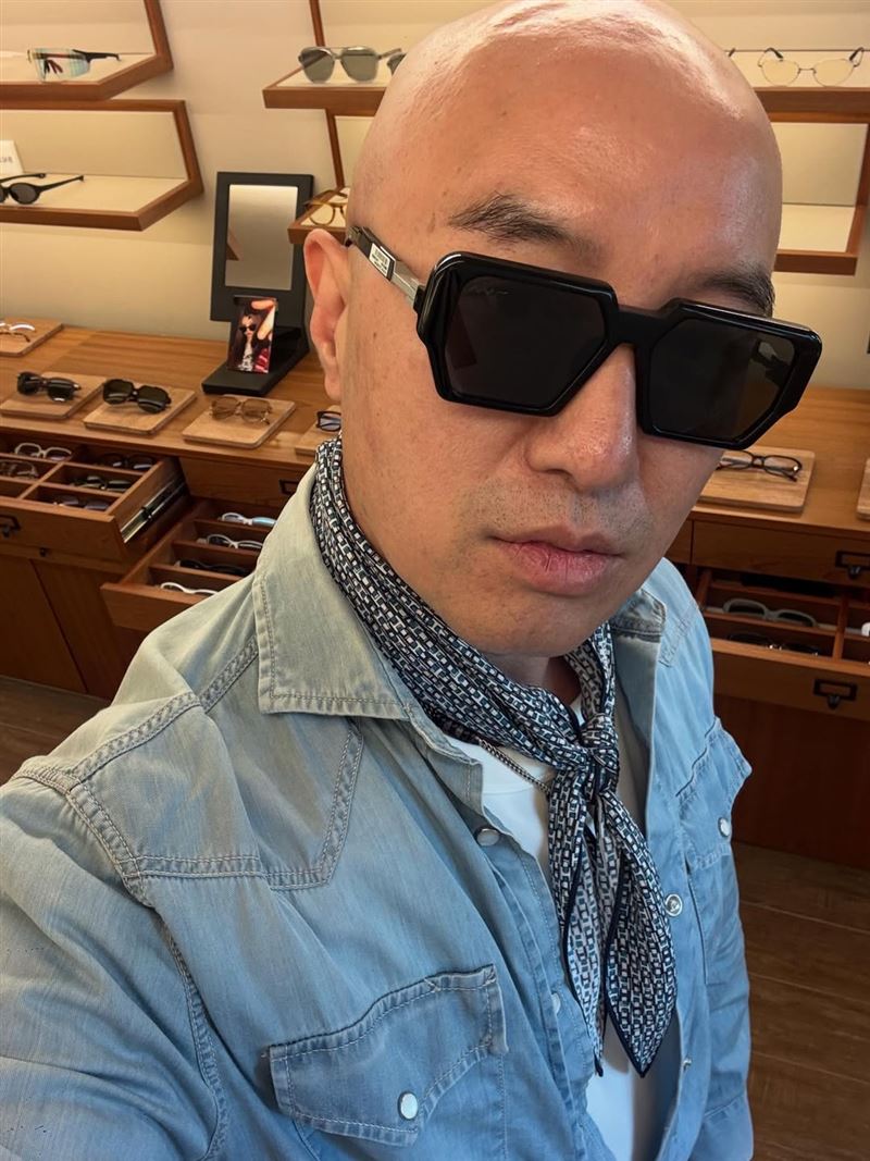 韓國演藝圈首位公開出櫃藝人的洪錫天。（圖／翻攝自IG @tonyhong1004）