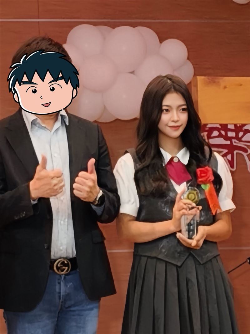 Lala女兒五官很像媽媽。（圖／翻攝自臉書）