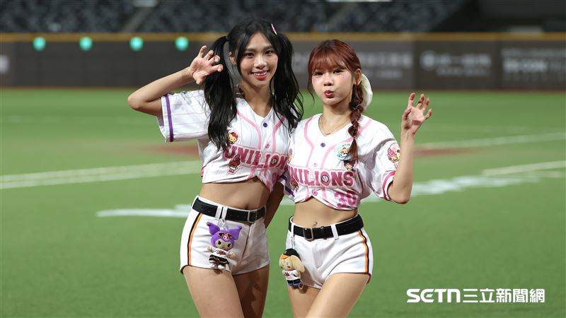 獨/凌晨抵台直奔大巨蛋 Joy、芮絲不累