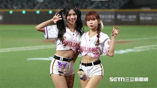 獨／凌晨抵台直奔大巨蛋　Joy、芮絲不累