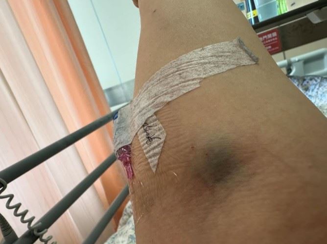 鄭艷麗近年生活並不順遂,先後經歷母親離世、健康狀況惡化,以及多次身心壓力問題。(圖/翻攝自鄭艷麗IG)