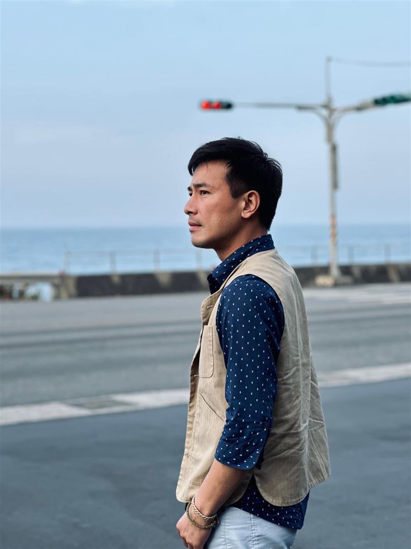 傅子純經淡水馬偕醫院全力搶救後宣告無效病逝,享年46歲。(圖/翻攝自傅子純的粉絲團)