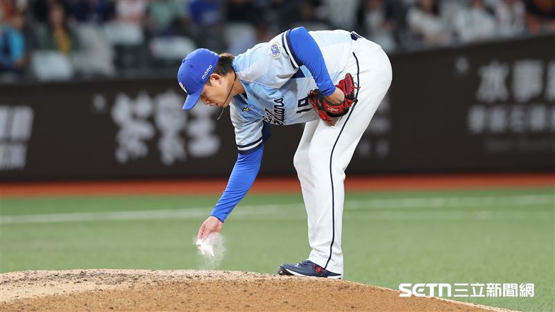 富邦悍將後援投手張奕。(圖/記者劉彥池攝影)
