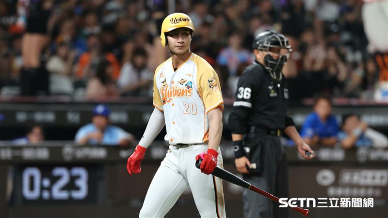 中職37年例行賽,統一獅中外野手林佳緯。(圖/記者劉彥池攝影)