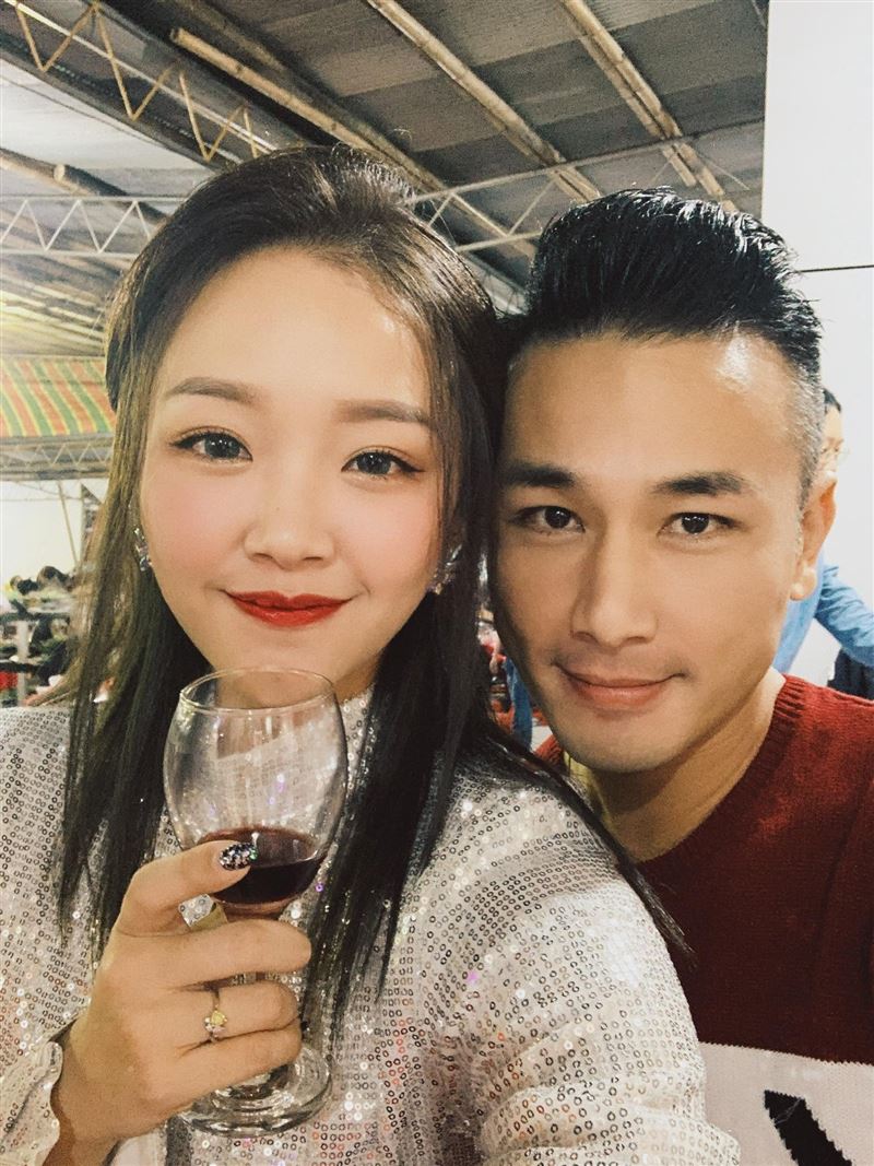 與傅子純多次同台合作、私交甚篤的當家花旦賴慧如,稍早也悲慟發聲,感念傅子純一路以來視她如家人的提點與照顧。(圖/翻攝賴慧如臉書)