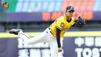 9上9下卻遭雨神攪局　伍立辰想當兄弟先發