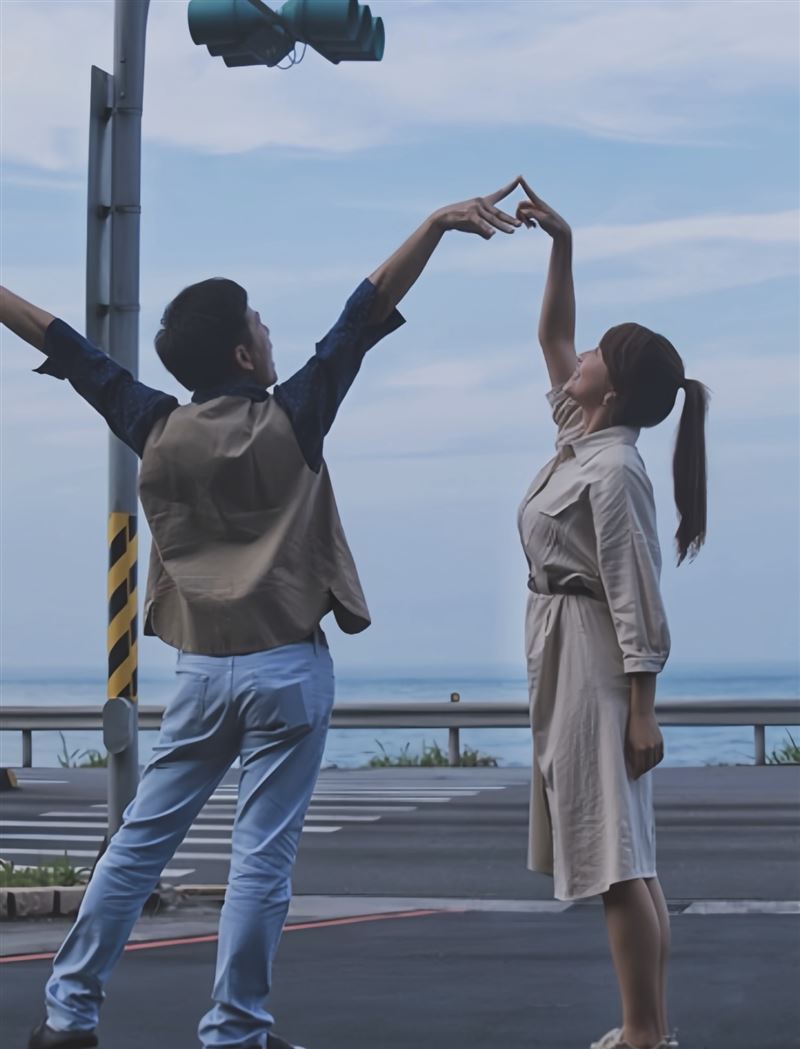 謝京穎曾合作傅子純演兄妹檔。(圖/翻攝自IG)