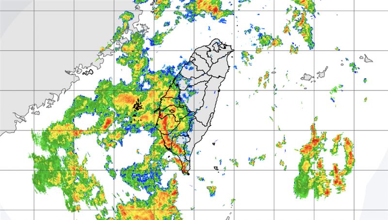新/鋒面來了!16縣市大雨特報恐下到明晚