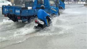 高雄,仁武區,下雨,淹水,中央氣象署,大雨（圖／翻攝畫面）