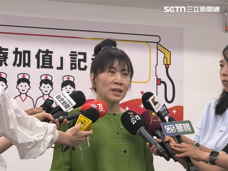 護理師護士公會全國聯合會理事長陳麗琴提出3大訴求。(圖/記者蔣季容攝影)